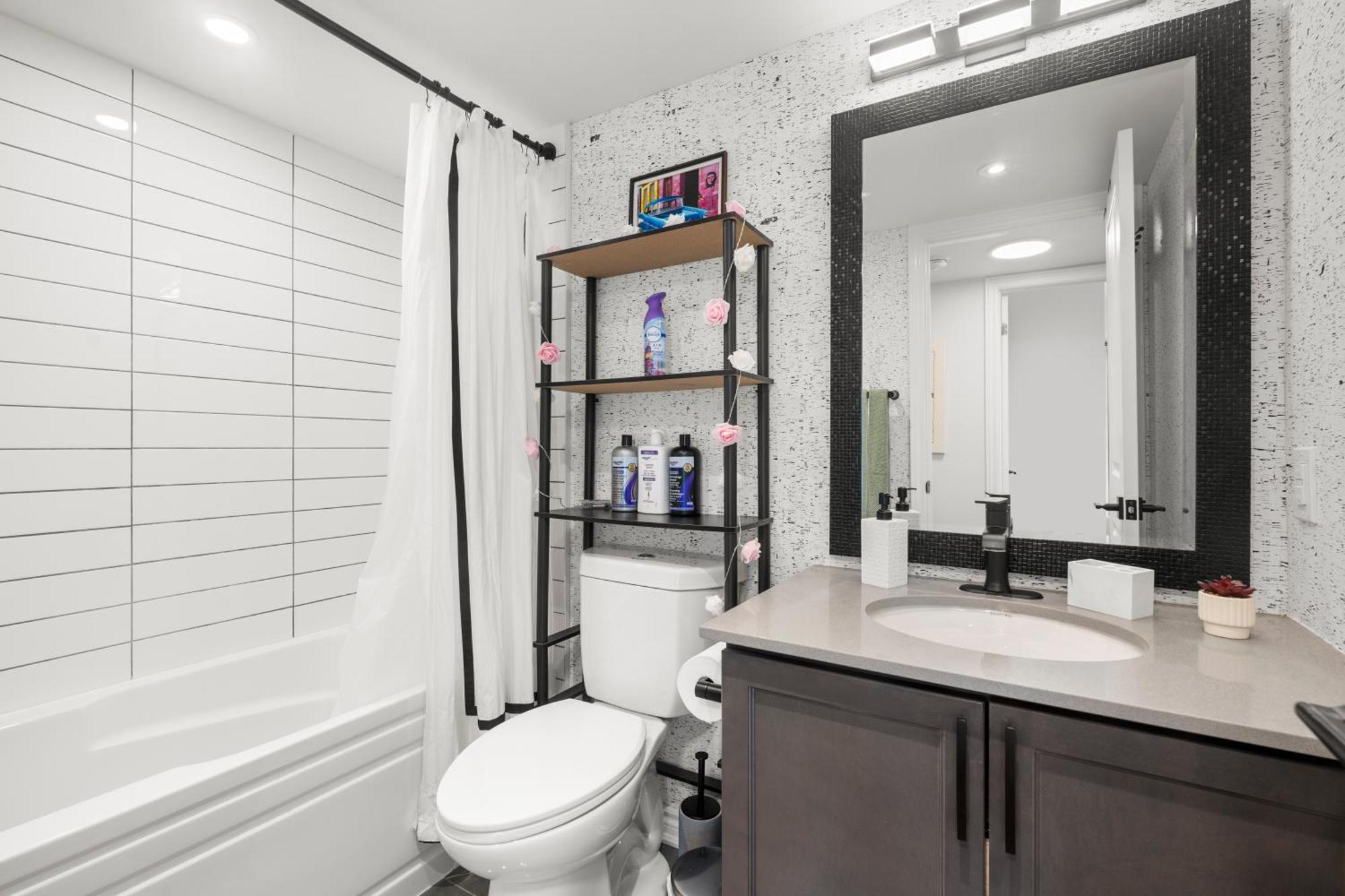 Globalstay Luxury Townhouse Minutes Away From Waterfront 多伦多 外观 照片